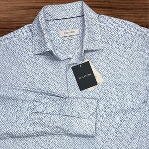 Bugatchi Ooohcotton Men’s Air Blue 8-Way Stretch Long Sleeve Dress Shirt. Medium
